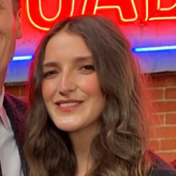 Meet your Posher, Sarah - Picture 1 of 1